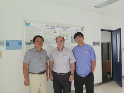 Visit of Drs. Esen Ercan Alp,Jiyong Zhao and Wei Xu